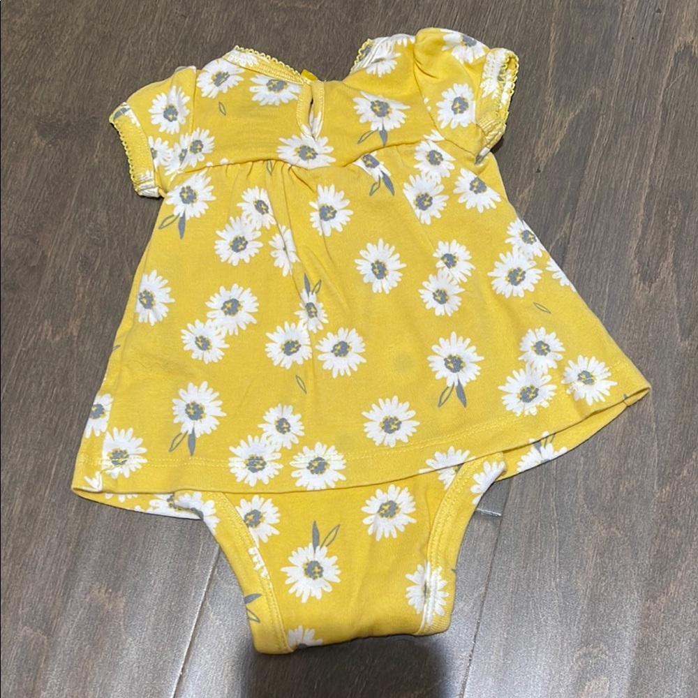 2 Carters NB Baby Dresses Yellow Floral and Pink Flamingo Baby Outfits - Picture 5 of 12